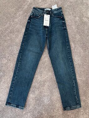 Zara Dark Blue Mom Fit Jeans size 2